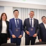 Potpisan 160 milijuna eura vrijedan ugovor za izgradnju brze ceste koja će Požegu spojiti s autocestom Potpisivanje Ugovora o izvođenju radova na izgradnji brze ceste Brestovac Požeški - čvorište Godinjak