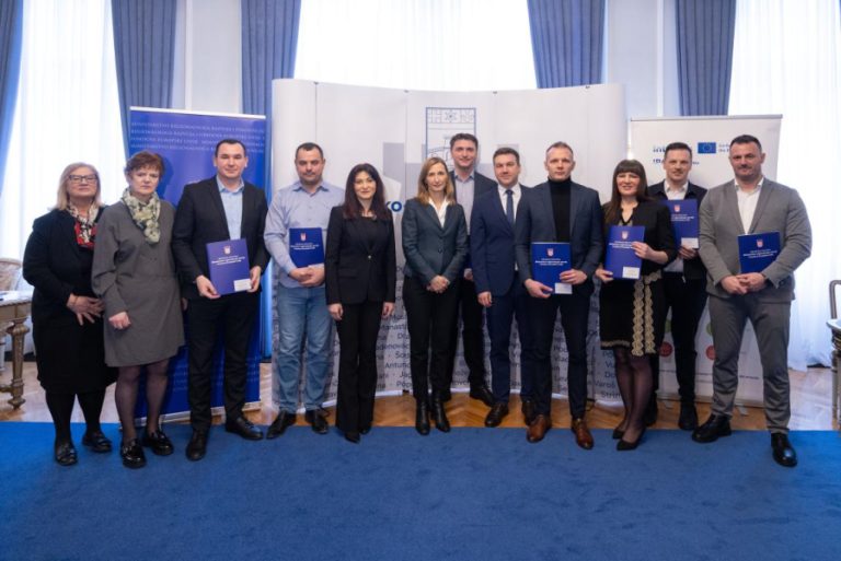 DODIJELJEN UGOVOR TOPLICAMA LIPIK ZA PROJEKT AI CARE U OKVIRU PROGRAMA INTERREG IPA HRVATSKA – SRBIJA