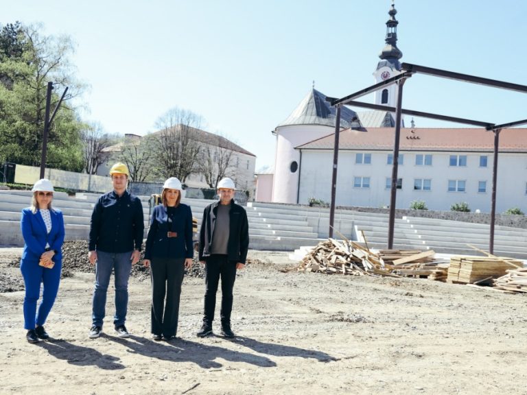 Amfiteatar u Požegi